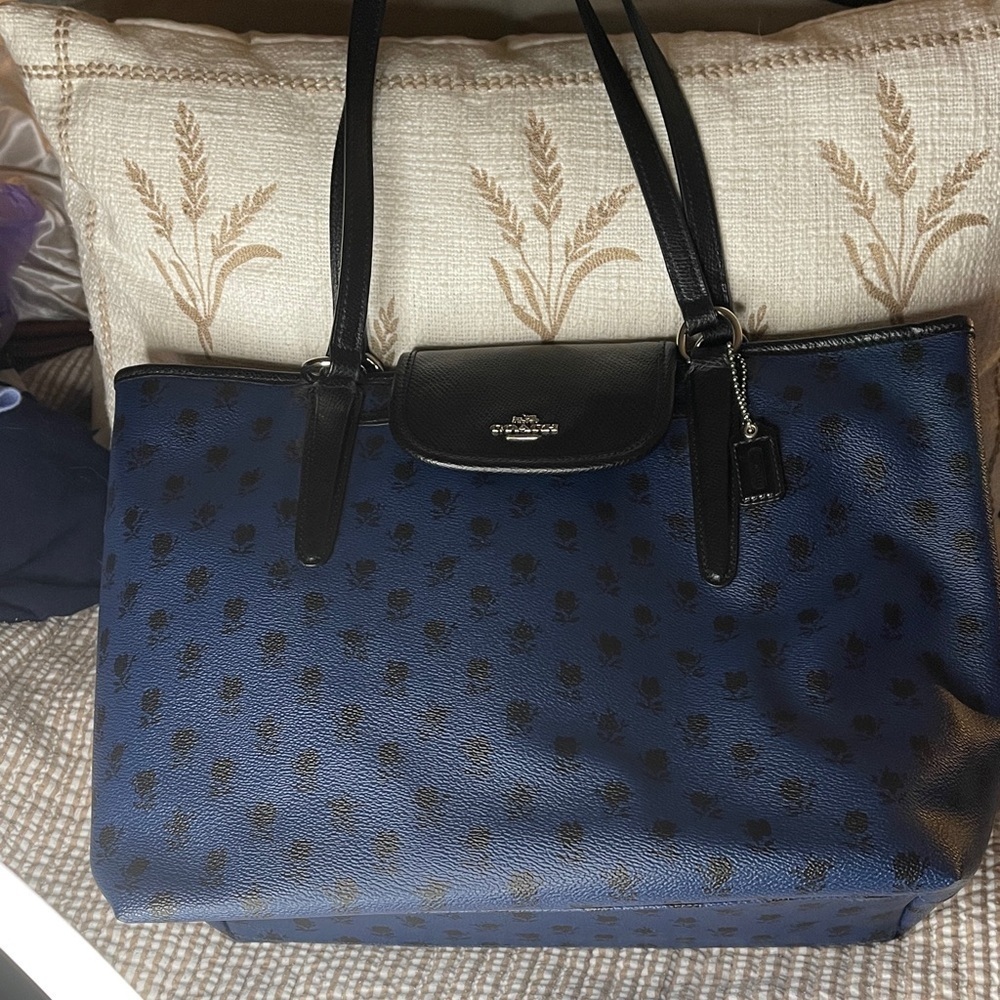 Coach Badlands City Tote Midnight Blue and Black Flower Silver Hardware Coach